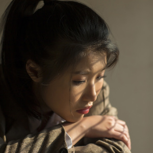 用钩子钩屁股眼调教片子
