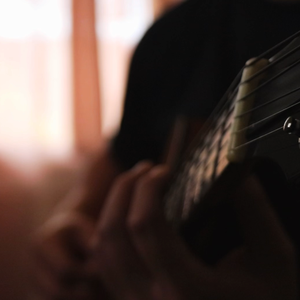 用钩子钩屁股眼调教片子
